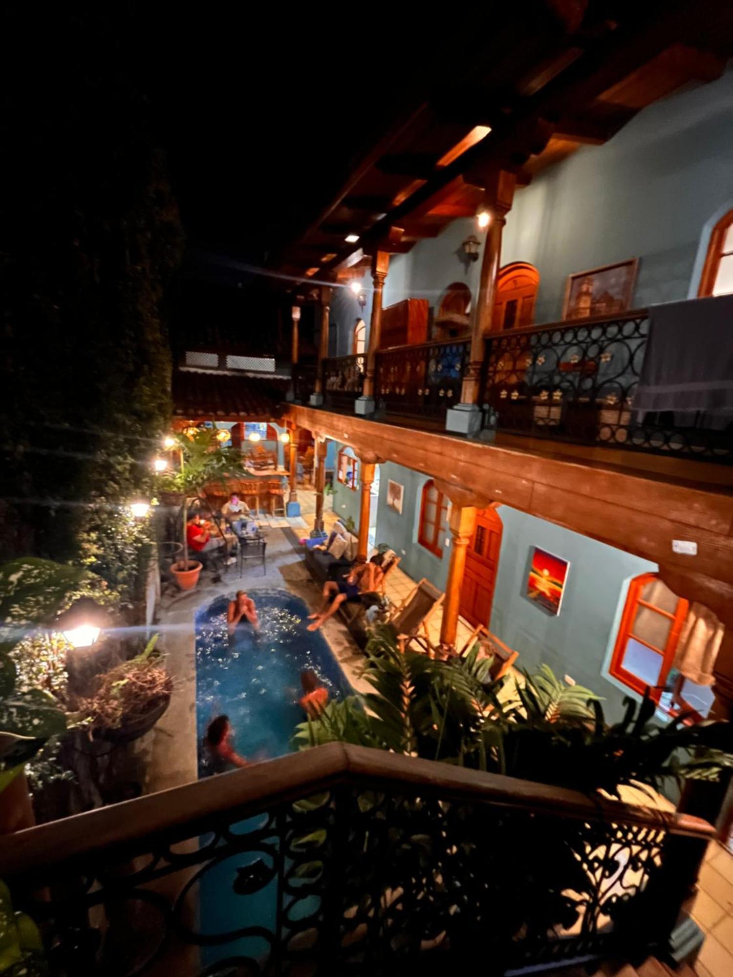 Hotel Mirna & Oct Granada Exterior photo