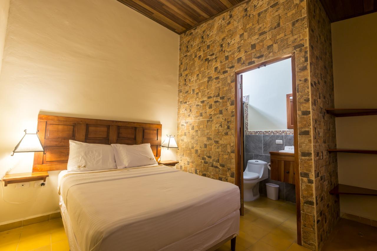 Hotel Mirna & Oct Granada Exterior photo